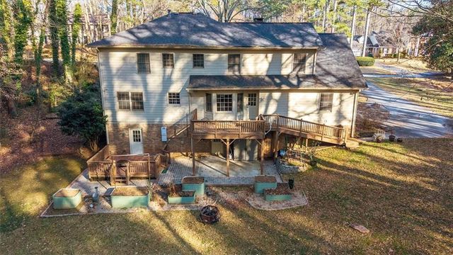 1594 Howell Highlands Drive, Smoke Rise, GA 30087