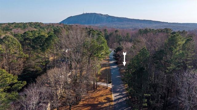 1594 Howell Highlands Drive, Smoke Rise, GA 30087