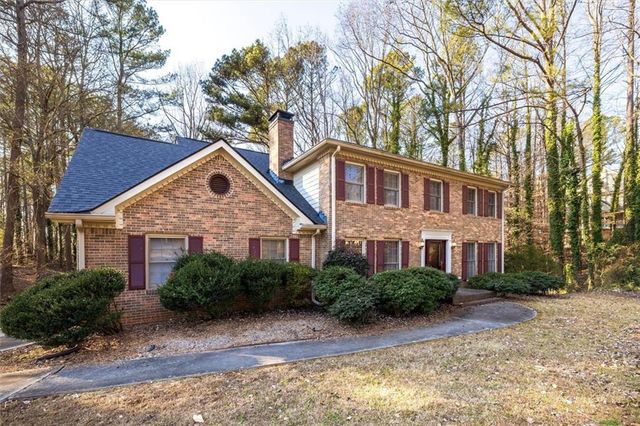 1594 Howell Highlands Drive, Smoke Rise, GA 30087