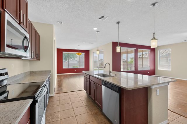 2308 Granite Mountain Loop NW, Albuquerque, NM 87120