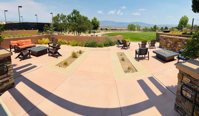 2308 Granite Mountain Loop NW, Albuquerque, NM 87120