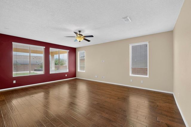 2308 Granite Mountain Loop NW, Albuquerque, NM 87120