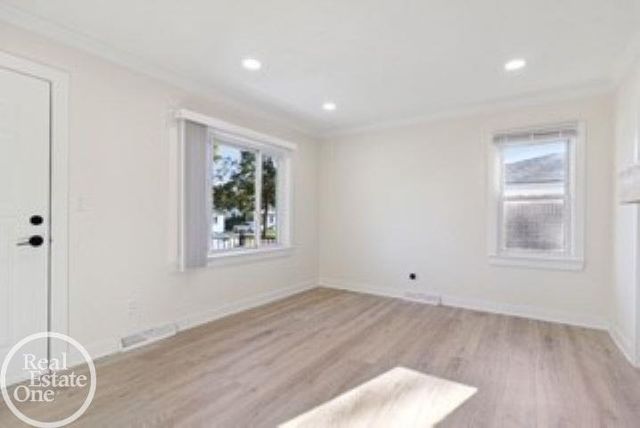 12426 SIDONIE Avenue, Warren, MI 48089