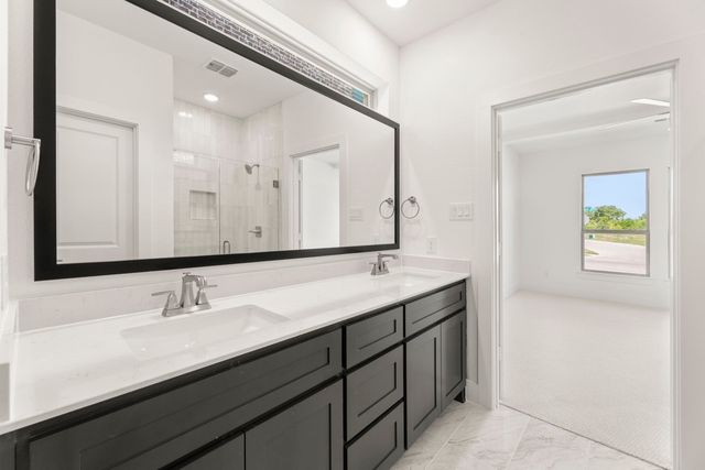 8232 Caprock Trail, Rowlett, TX 75089