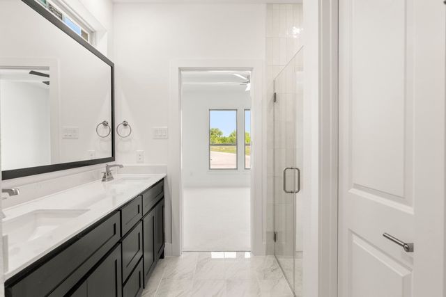 8232 Caprock Trail, Rowlett, TX 75089