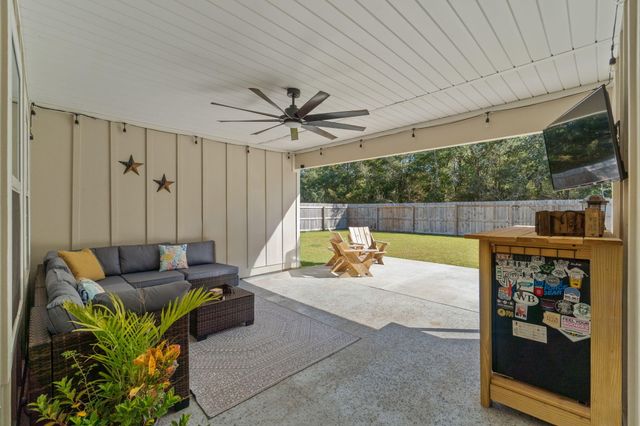 523 Mary Lou Way, Crestview, FL 32539