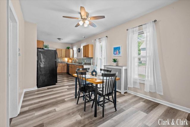 529 Carrier Street NE, Grand Rapids, MI 49505