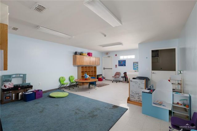 819 E Eller Avenue, Pharr, TX 78577