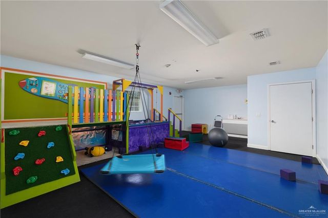 819 E Eller Avenue, Pharr, TX 78577