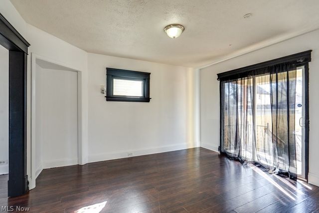 4276 W 21st Street, Cleveland, OH 44109