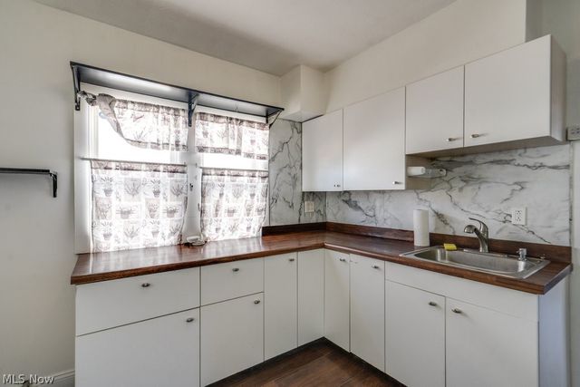 4276 W 21st Street, Cleveland, OH 44109