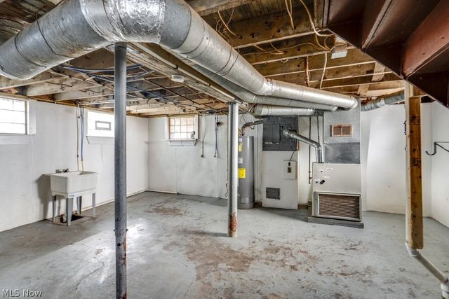 4276 W 21st Street, Cleveland, OH 44109