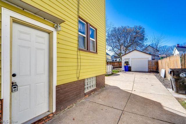 4276 W 21st Street, Cleveland, OH 44109