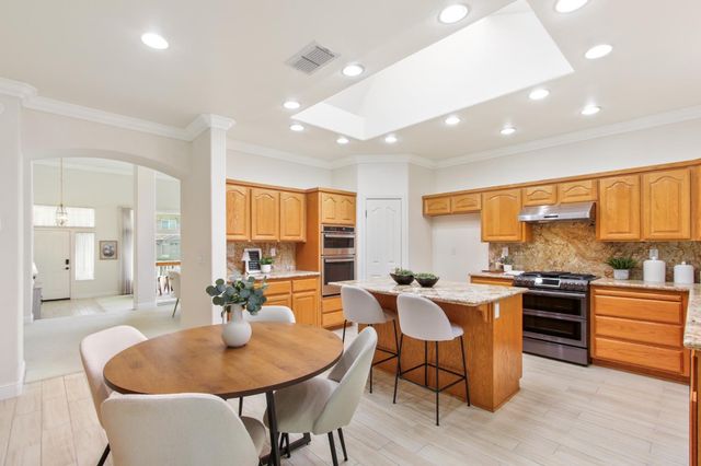 3619 Lake Terrace Dr, Elk Grove, CA 95758