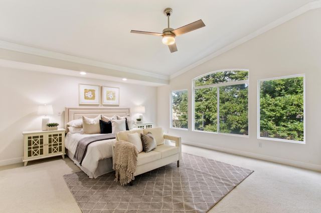 3619 Lake Terrace Dr, Elk Grove, CA 95758