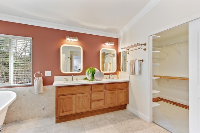 3619 Lake Terrace Dr, Elk Grove, CA 95758