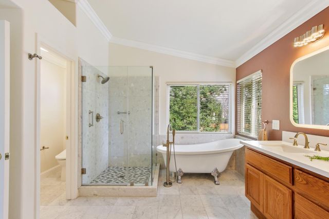 3619 Lake Terrace Dr, Elk Grove, CA 95758