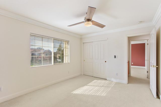 3619 Lake Terrace Dr, Elk Grove, CA 95758