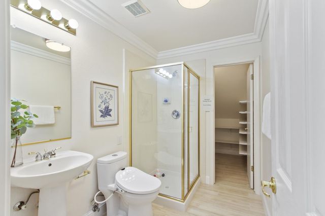 3619 Lake Terrace Dr, Elk Grove, CA 95758