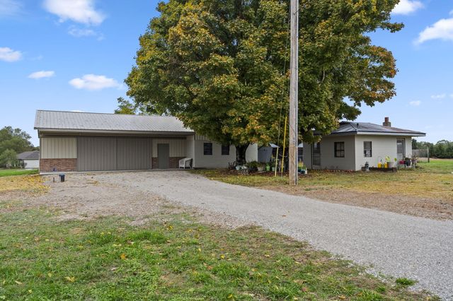 839 Old Wilderness Road, Reeds Spring, MO 65737