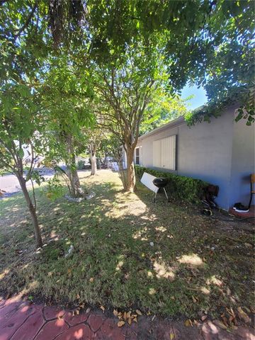 1132 Moffett St, Hallandale Beach, FL 33009