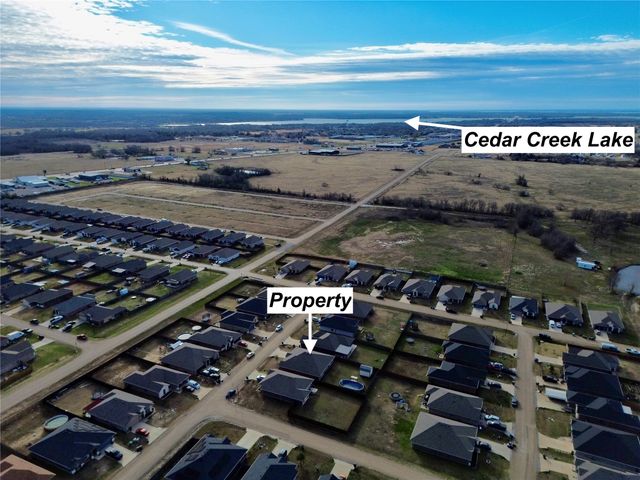 140 CREEK MEADOW Drive, Mabank, TX 75147