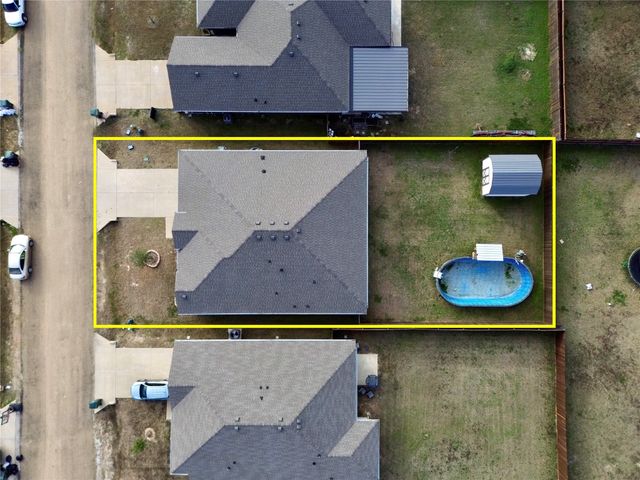 140 CREEK MEADOW Drive, Mabank, TX 75147