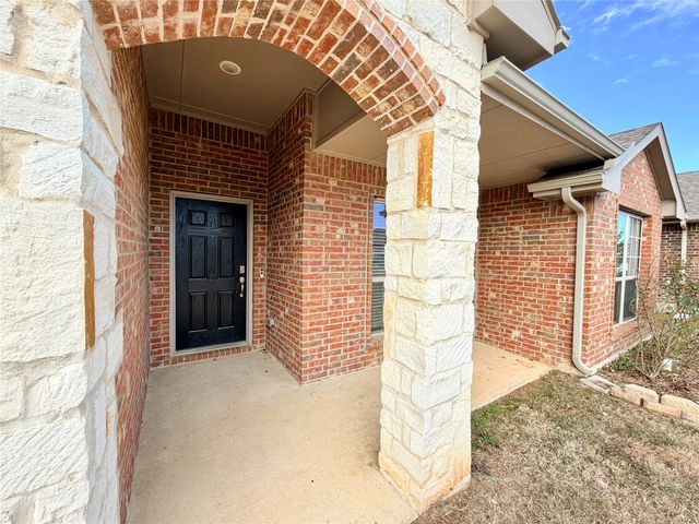 140 CREEK MEADOW Drive, Mabank, TX 75147