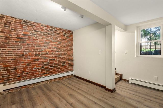 166 F St 1, Boston, MA 02127