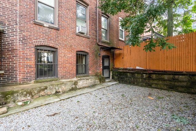 166 F St 1, Boston, MA 02127