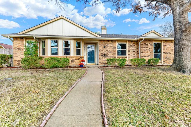 1305 Jabbet Drive, Plano, TX 75025