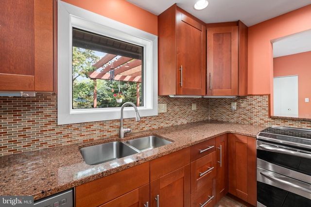 7942 WOODSBLUFF RUN, Fogelsville, PA 18051