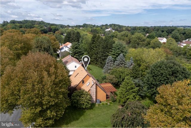 7942 WOODSBLUFF RUN, Fogelsville, PA 18051