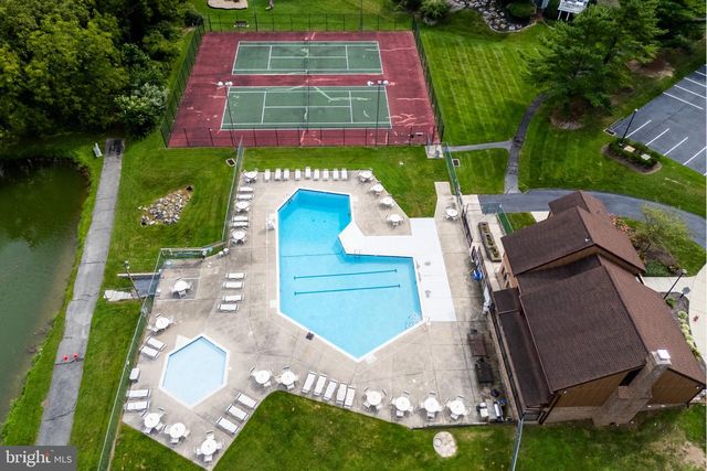 7942 WOODSBLUFF RUN, Fogelsville, PA 18051