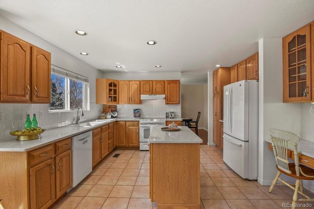 145 S Yarrow Street, Lakewood, CO 80226