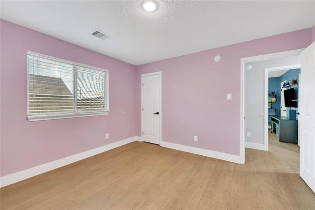 2110 Wikiup Street, Dickinson, TX 77539