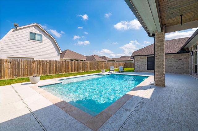 2110 Wikiup Street, Dickinson, TX 77539
