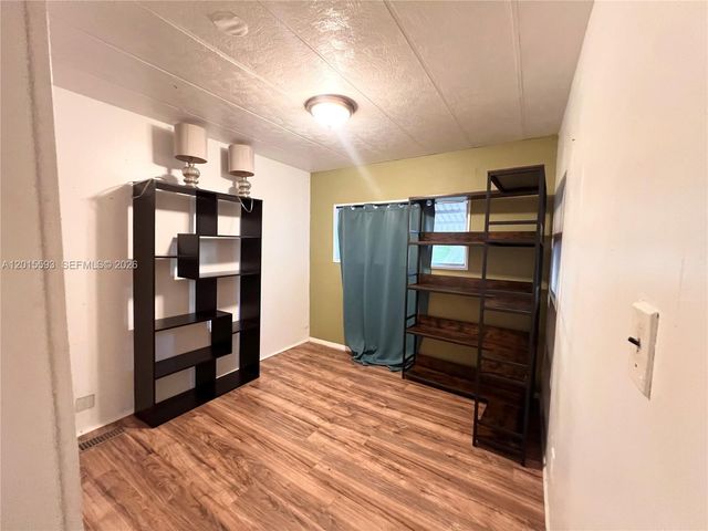 2680 SW 54th St 0, Fort Lauderdale, FL 33312