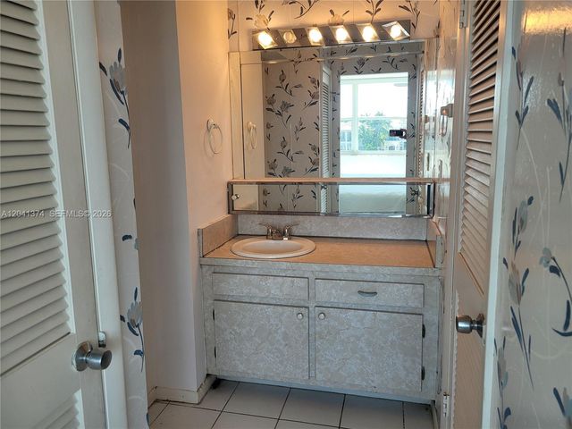 1410 S Ocean Dr 304, Hollywood, FL 33019