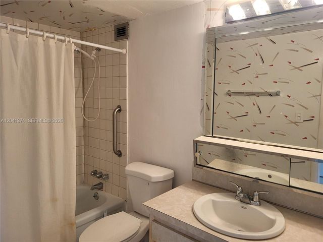1410 S Ocean Dr 304, Hollywood, FL 33019