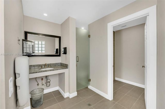 1410 S Ocean Dr 304, Hollywood, FL 33019