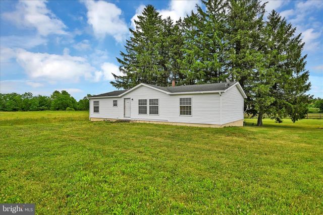 350 MYER DR, Fredericksburg, PA 17026