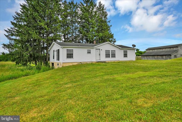 350 MYER DR, Fredericksburg, PA 17026