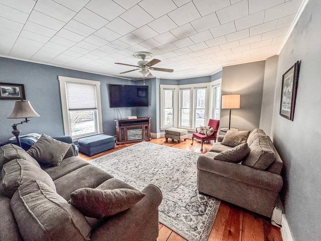 112 Gleason Ave, East Brookfield, MA 01515