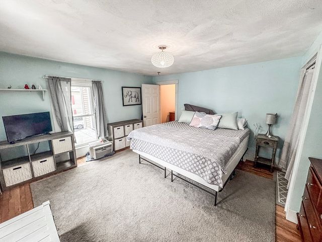 112 Gleason Ave, East Brookfield, MA 01515