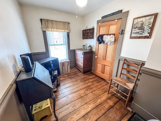 112 Gleason Ave, East Brookfield, MA 01515