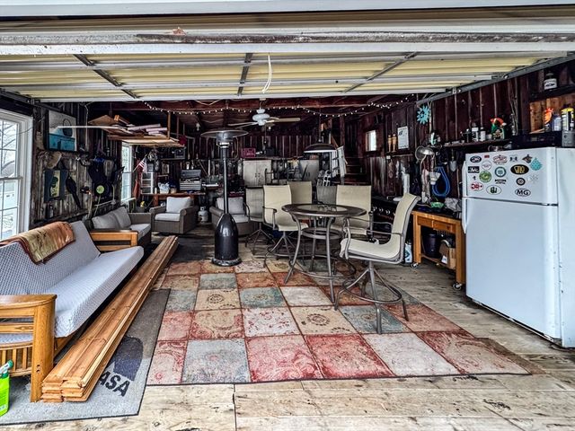 112 Gleason Ave, East Brookfield, MA 01515