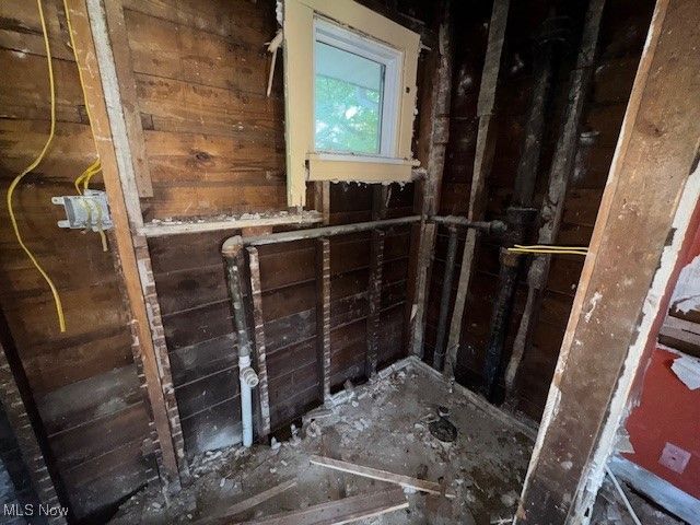 2383 Lee Road, Cleveland Heights, OH 44118