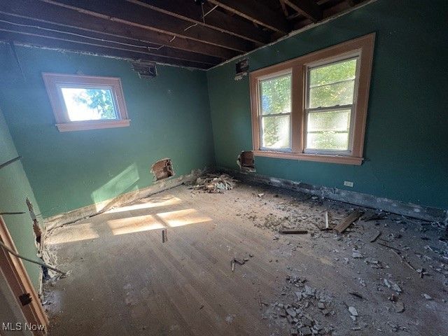 2383 Lee Road, Cleveland Heights, OH 44118