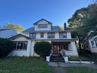 2383 Lee Road, Cleveland Heights, OH 44118